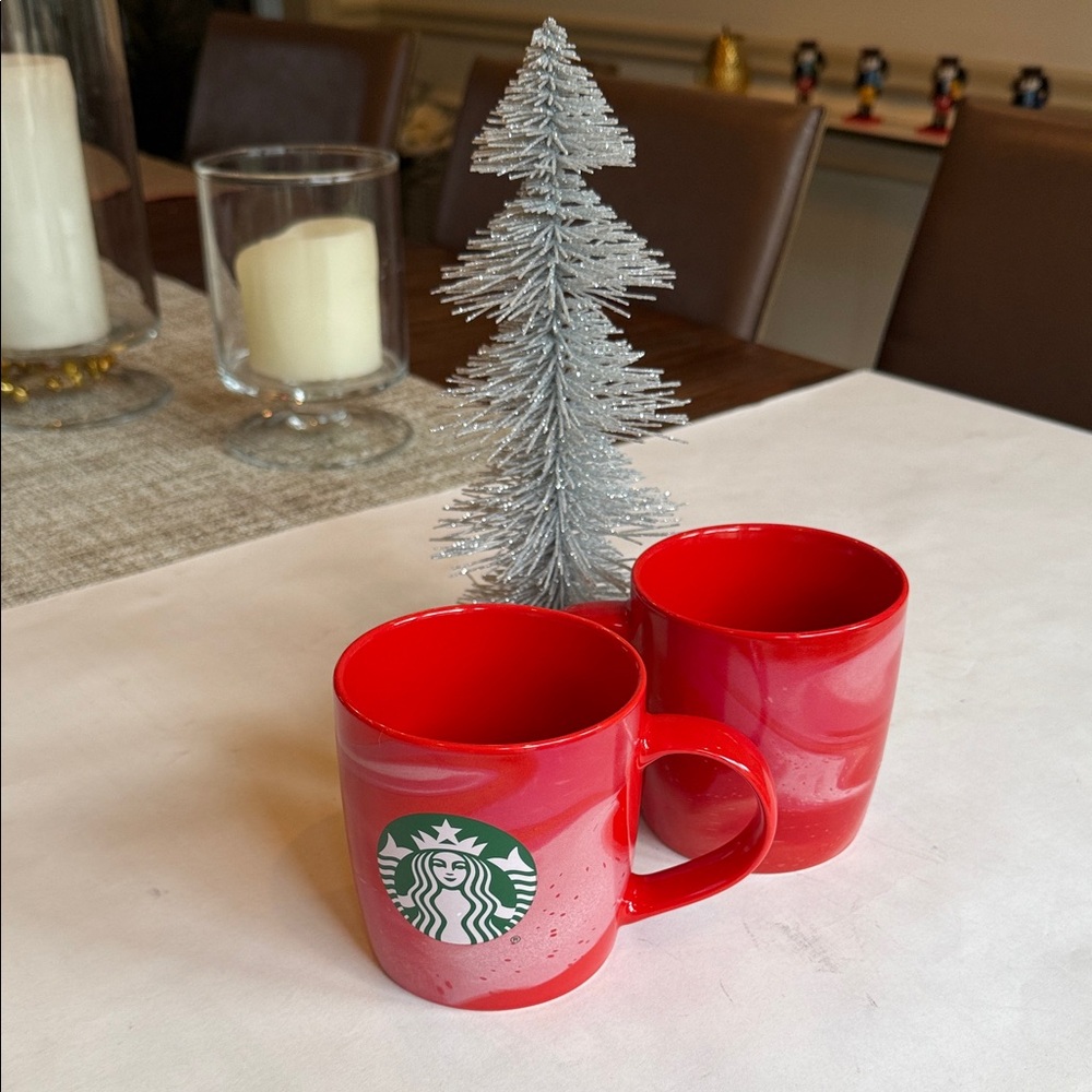 Starbucks Red White Swirl Mug Pair (2 total)  11 fluid ounces